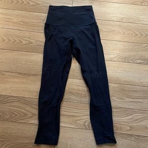 lululemon leggings 21 inches.